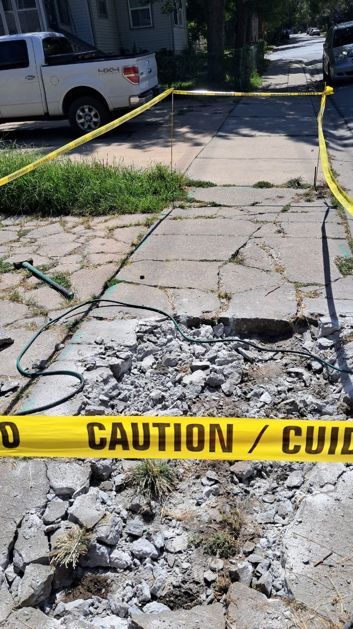 Concrete Sidewalk — Demo & Replacement